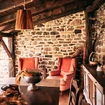 Casa Roma Domek alpejski *